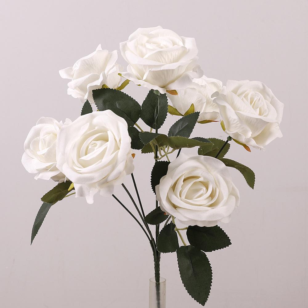 Wedding red rose simulation flower, wedding hall decoration road guide flower arrangement background
Wedding red rose simulation flower, wedding hall decoration road guide flower arrangement background