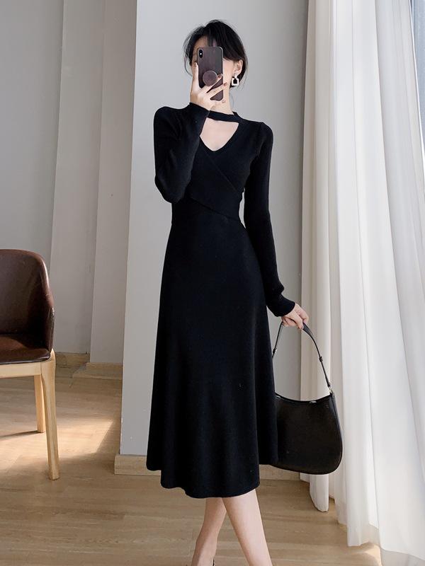 Hepburn-Style Black Halter Neck Long Sleeve Slim Fit Knit Dress for Women S абрикосовий
Hepburn-Style Black Halter Neck Long Sleeve Slim Fit Knit Dress for Women S абрикосовий