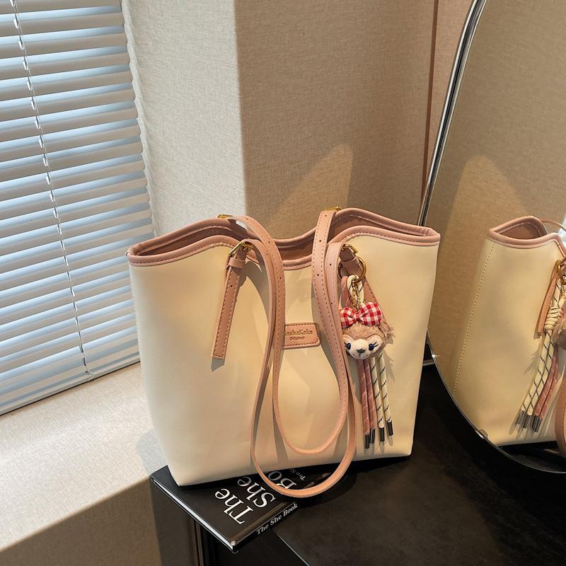 Tote bag women s large capacity 2025 new summer versatile shoulder bag casual senior class bag
Tote bag women s large capacity 2025 new summer versatile shoulder bag casual senior class bag