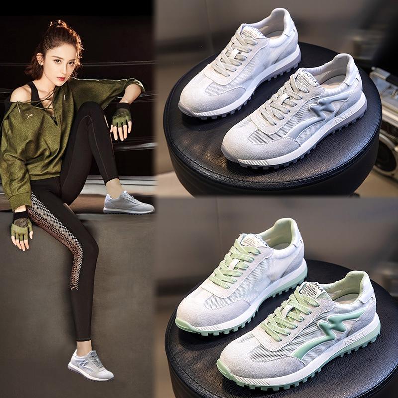 Leather women s shoes summer breathable 2025 new Korean version versatile sports and leisure little white shoes shallow mouth flat sole shoes women 40 сірий колір
Leather women s shoes summer breathable 2025 new Korean version versatile sports and leisure little white shoes shallow mouth flat sole shoes women 40 сірий колір