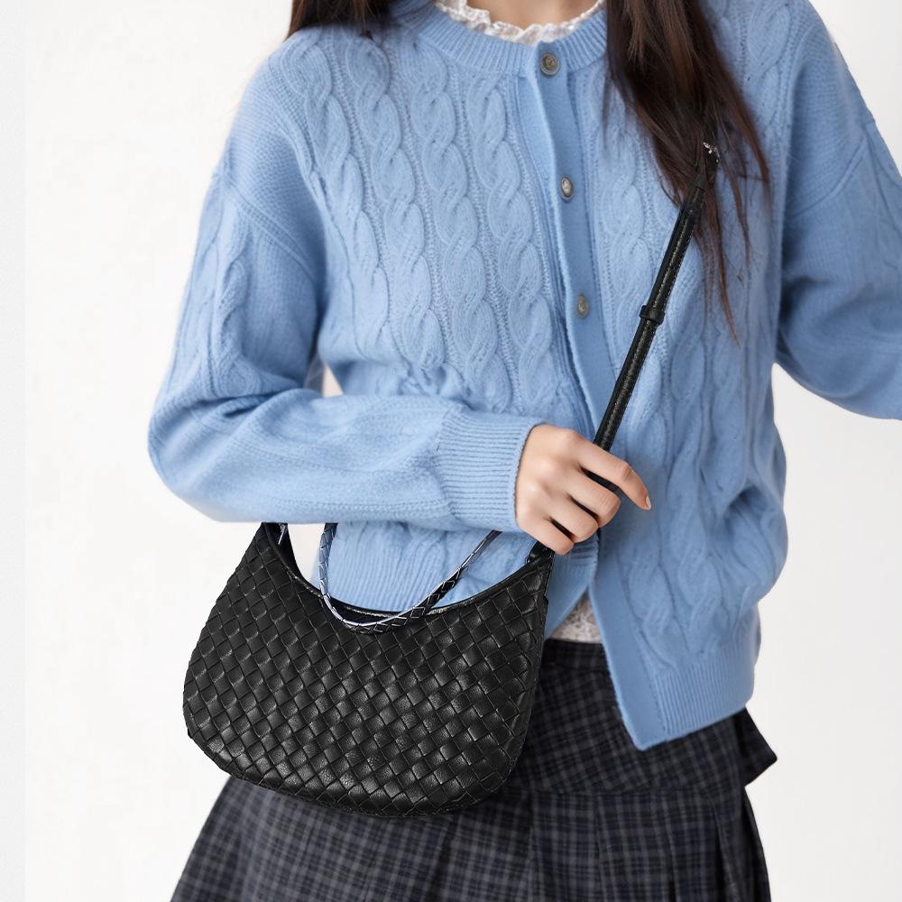 Korean Handmade Woven Lambskin Handbag - Genuine Leather, Niche Design, High-End Fashion Shoulder Bag for Women
Korean Handmade Woven Lambskin Handbag - Genuine Leather, Niche Design, High-End Fashion Shoulder Bag for Women