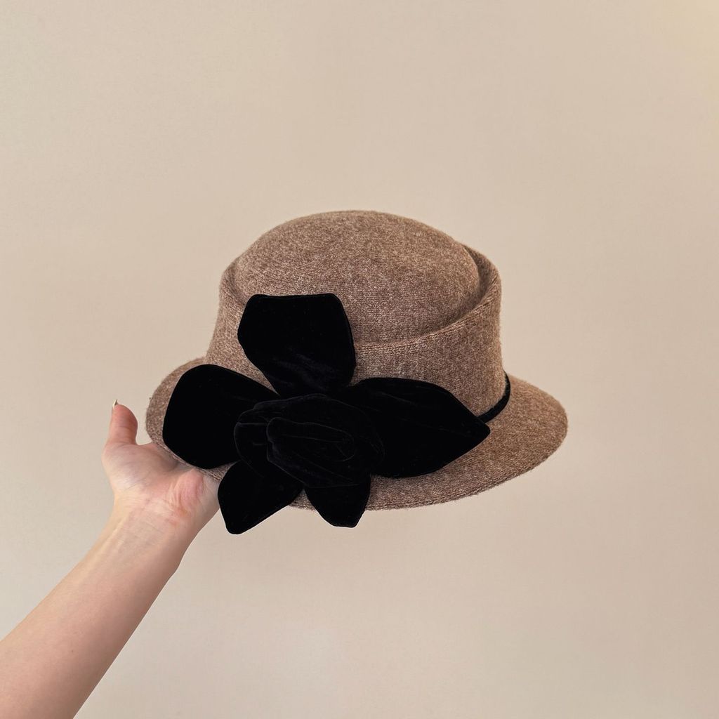 Classic Wool Blend Fisherman Hat With Floral Pattern For Autumn Winter Outdoor Activities хакі
Classic Wool Blend Fisherman Hat With Floral Pattern For Autumn Winter Outdoor Activities хакі