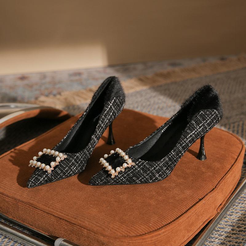 Fashion new autumn and winter Mao Mao shoes sexy high heel thick heel women s shallow mouth pearl versatile women s single shoes 39
Fashion new autumn and winter Mao Mao shoes sexy high heel thick heel women s shallow mouth pearl versatile women s single shoes 39