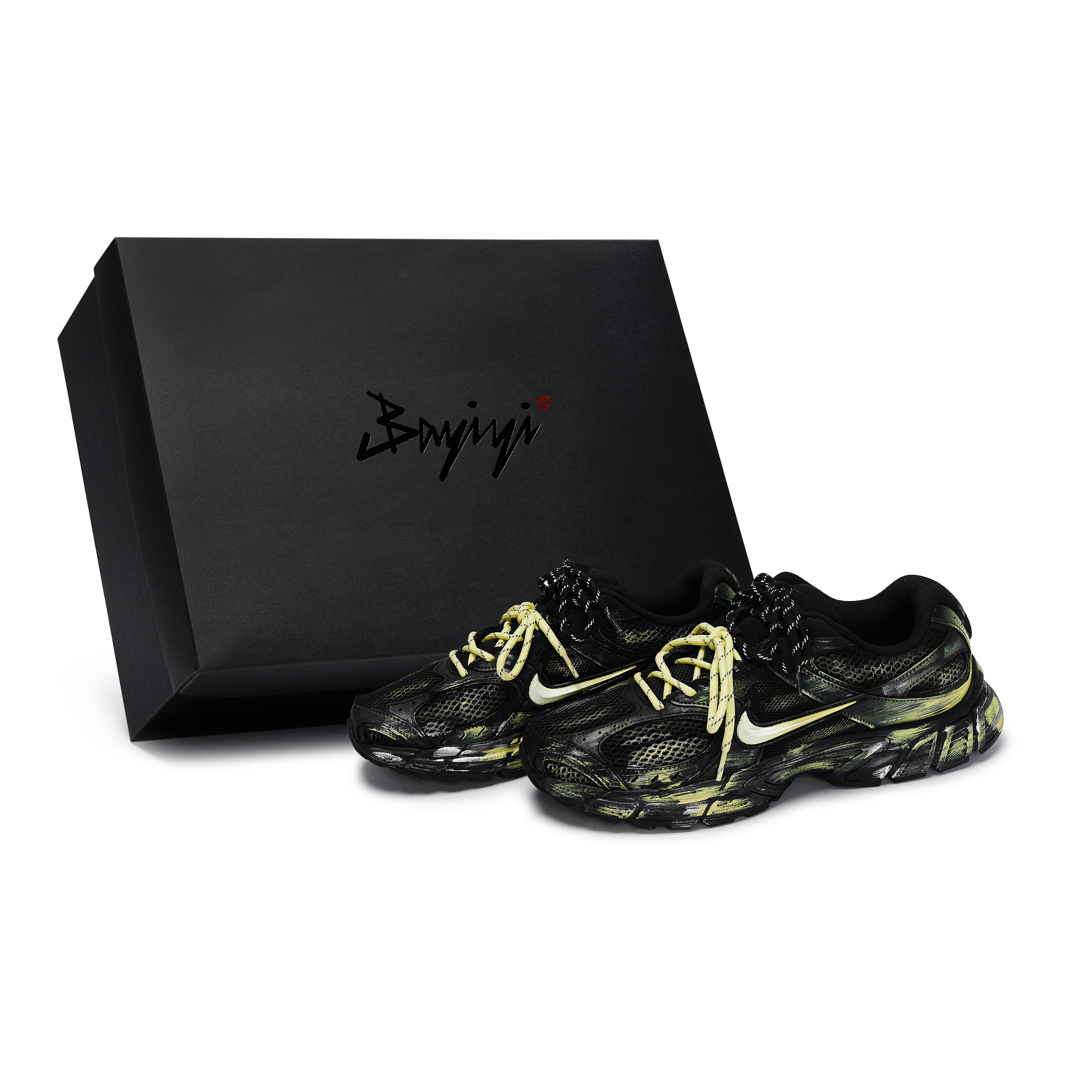 Nike V5 RNR Abrasion Resistant Low top Running Shoes Men s Black Silver Yellow HJ5228-001(Team80-SBOX) 42
Nike V5 RNR Abrasion Resistant Low top Running Shoes Men s Black Silver Yellow HJ5228-001(Team80-SBOX) 42