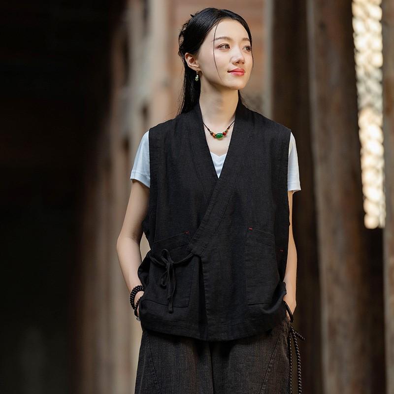 Johnature Женские жилеты с поясом в китайском стиле, пальто с V-образным вырезом, однотонные осенние свободные винтажные жилеты One Size чёрный
Johnature Женские жилеты с поясом в китайском стиле, пальто с V-образным вырезом, однотонные осенние свободные винтажные жилеты One Size чёрный