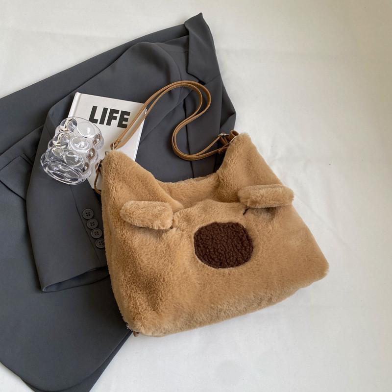 Plush Crossbody Shoulder Bag 2024 Spring New Large Underarm Tote Bag Casual Chic Commuter Backpack хакі
Plush Crossbody Shoulder Bag 2024 Spring New Large Underarm Tote Bag Casual Chic Commuter Backpack хакі
