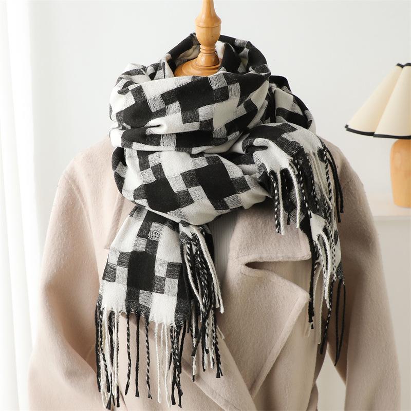 New Korean Version Scarf Men Women Autumn Winter Imitation Cashmere Scarves Thickened Lengthened Shawl Warm Fashion Tassel Scarf 200X60cm
New Korean Version Scarf Men Women Autumn Winter Imitation Cashmere Scarves Thickened Lengthened Shawl Warm Fashion Tassel Scarf 200X60cm