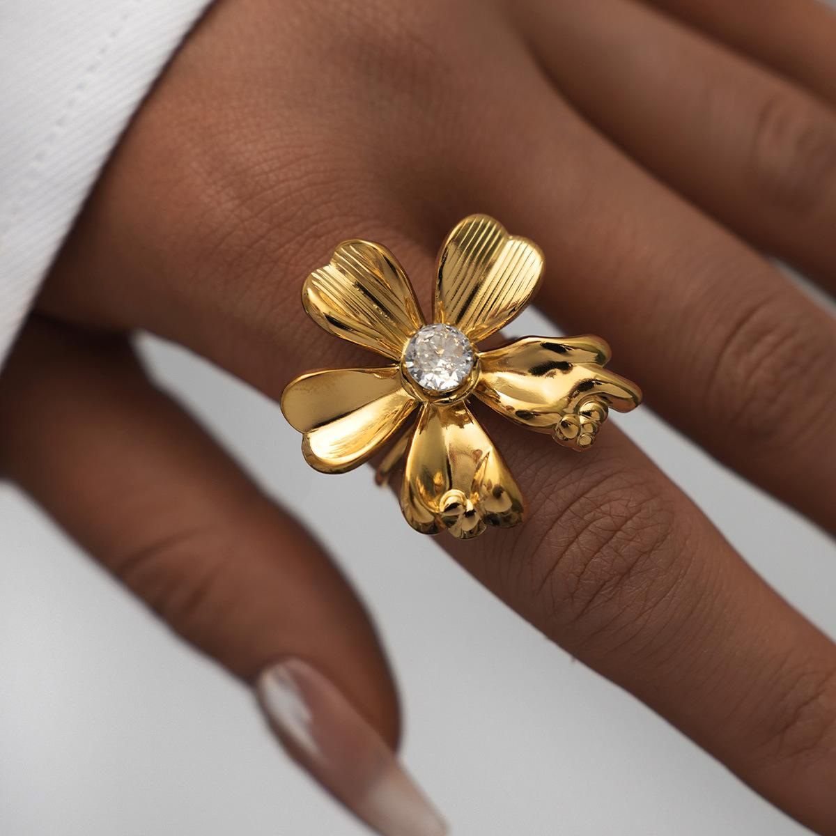 Large Flower Stainless Steel Rings for Women Not Fading Gold Color Metal Ring Pearl Zircon Inlay Vintage Finger Accessories Gift
Large Flower Stainless Steel Rings for Women Not Fading Gold Color Metal Ring Pearl Zircon Inlay Vintage Finger Accessories Gift