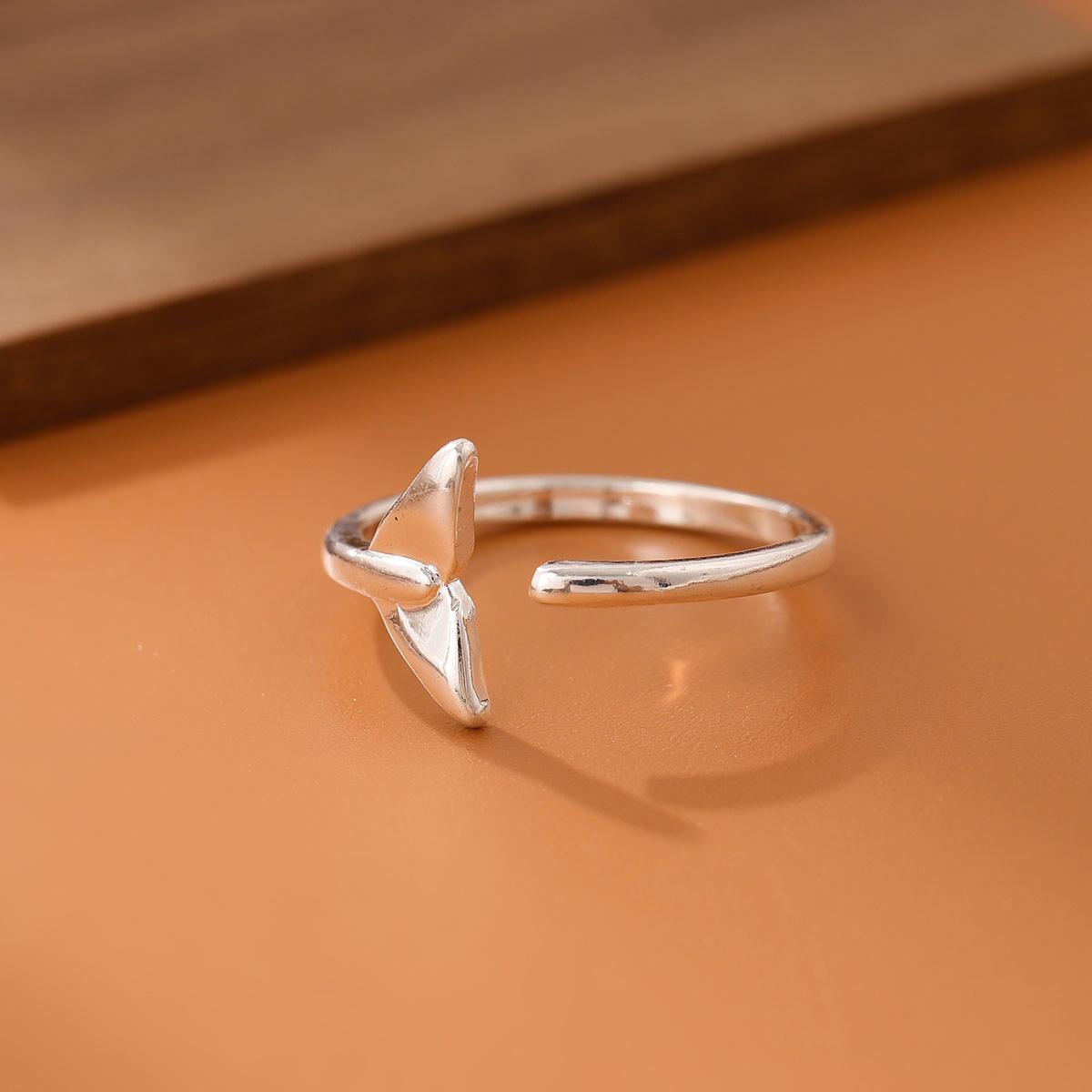Creative Fashion Personality Animal 925 Sterling Silver Jewelry Sweet Lovely Fish Tail Women Exquisite Opening Rings R117 серебряный
Creative Fashion Personality Animal 925 Sterling Silver Jewelry Sweet Lovely Fish Tail Women Exquisite Opening Rings R117 серебряный