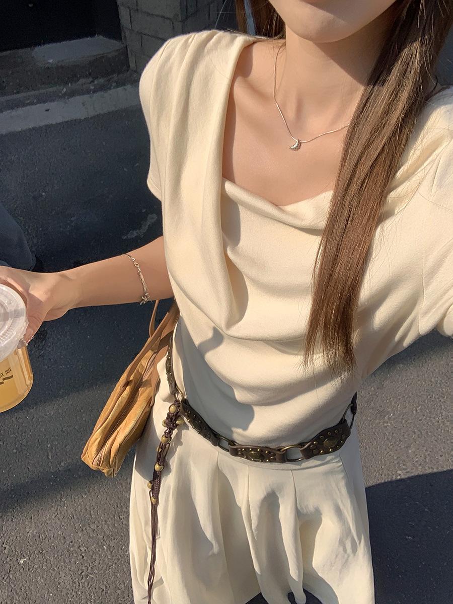Gentle folds irregular one-word collar off-the-shoulder short-sleeved T-shirt women s summer new niche design top S абрикосовый
Gentle folds irregular one-word collar off-the-shoulder short-sleeved T-shirt women s summer new niche design top S абрикосовый