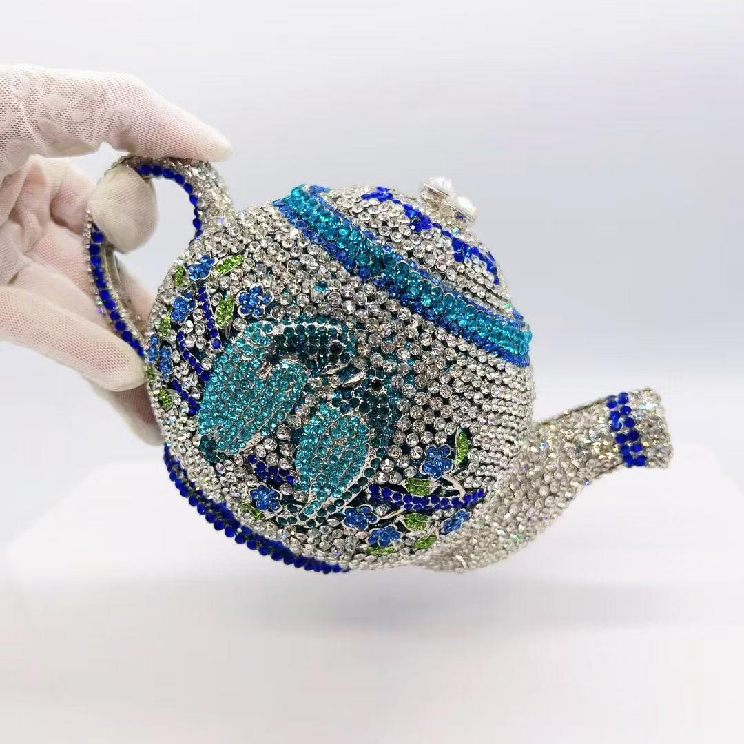 Teapot Crystal Evening Bags for Women, Luxury Rhinestone Clutch Purse, Wedding Handbag, Metallic Colorful Purses, Party Clutches 20cmX12cmX11cm
Teapot Crystal Evening Bags for Women, Luxury Rhinestone Clutch Purse, Wedding Handbag, Metallic Colorful Purses, Party Clutches 20cmX12cmX11cm