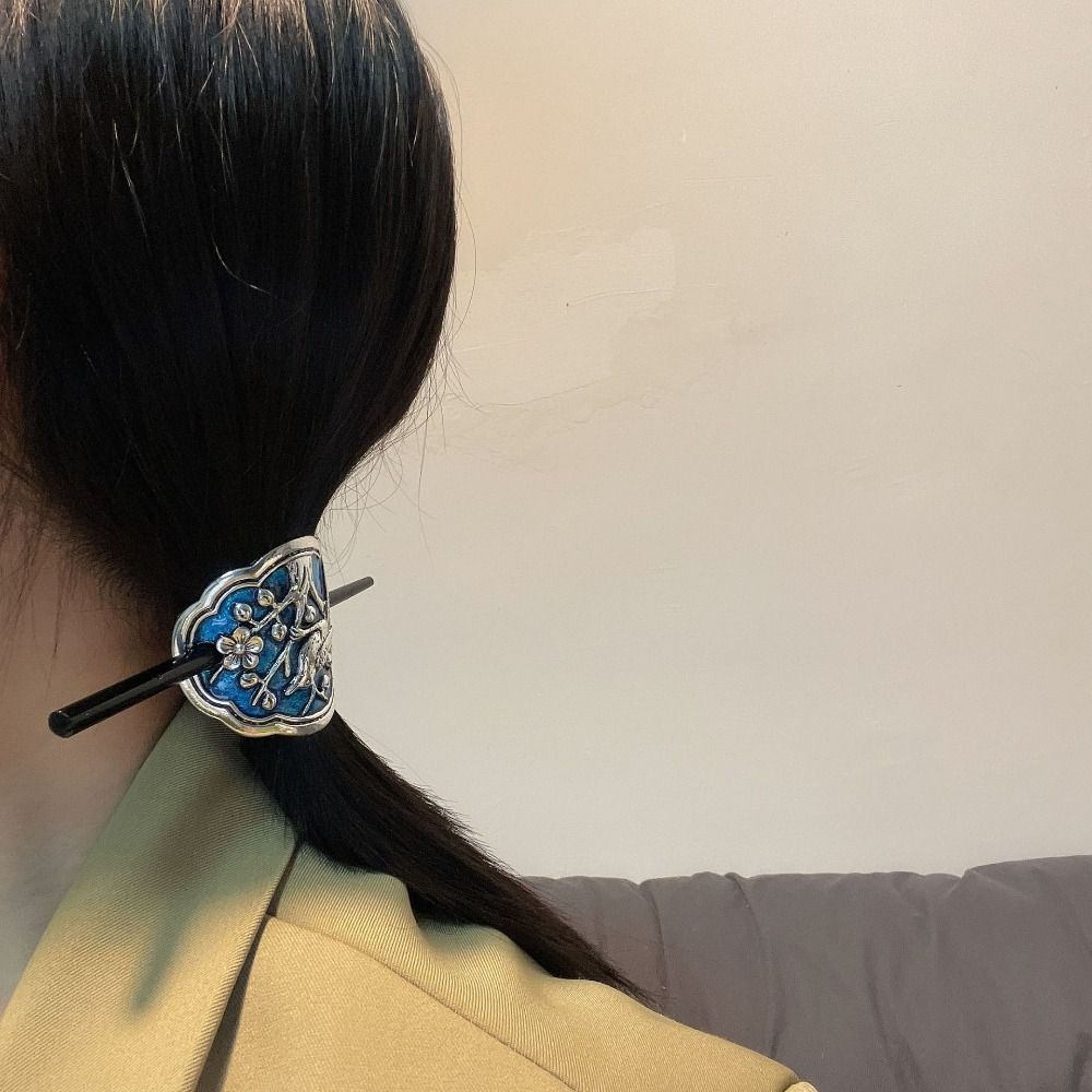 Magpie Hair Sticks for Long Hair Lion Hair Accessories Temperament Retro Enamel Hairpin Girl Lion
Magpie Hair Sticks for Long Hair Lion Hair Accessories Temperament Retro Enamel Hairpin Girl Lion