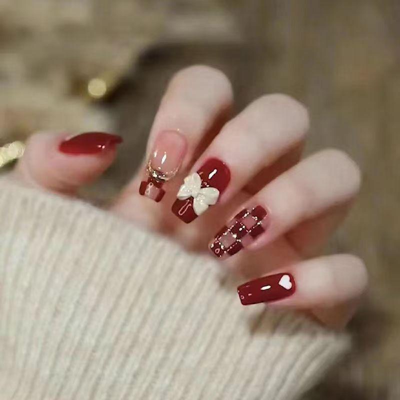 Burgundy Checkered Removable Nail Art Patches with Gold Powder - High-End Whitening Wearable Nails Glue Version
Burgundy Checkered Removable Nail Art Patches with Gold Powder - High-End Whitening Wearable Nails Glue Version