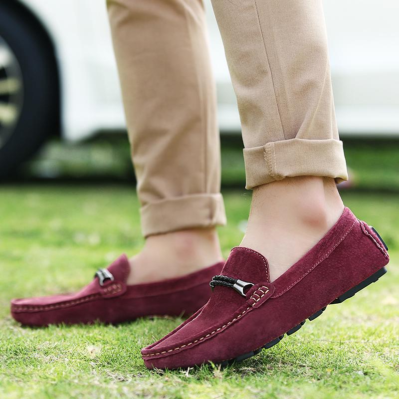 Spring men s shoes metal decoration leather beanie shoes suede pig driving shoes casual fashion Korean version 46 big size 39
Spring men s shoes metal decoration leather beanie shoes suede pig driving shoes casual fashion Korean version 46 big size 39