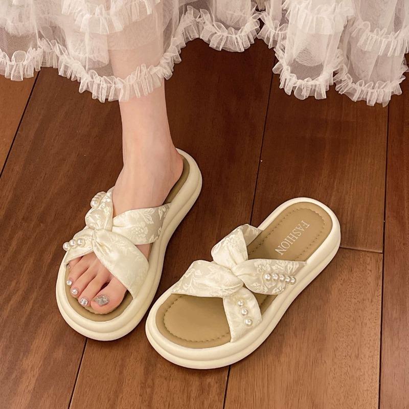 Thick-soled Pearl Slippers for Women To Wear Outside In Summer Versatile Lazy Shoes One-foot Flip-flops 35
Thick-soled Pearl Slippers for Women To Wear Outside In Summer Versatile Lazy Shoes One-foot Flip-flops 35