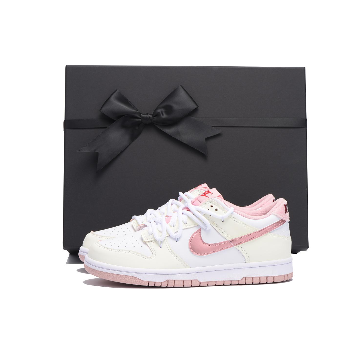 Nike Dunk Chestnut Slip Resistant Low top Skateboard Shoes GS Pink DO6485-600(Team-59SBOX) 38
Nike Dunk Chestnut Slip Resistant Low top Skateboard Shoes GS Pink DO6485-600(Team-59SBOX) 38