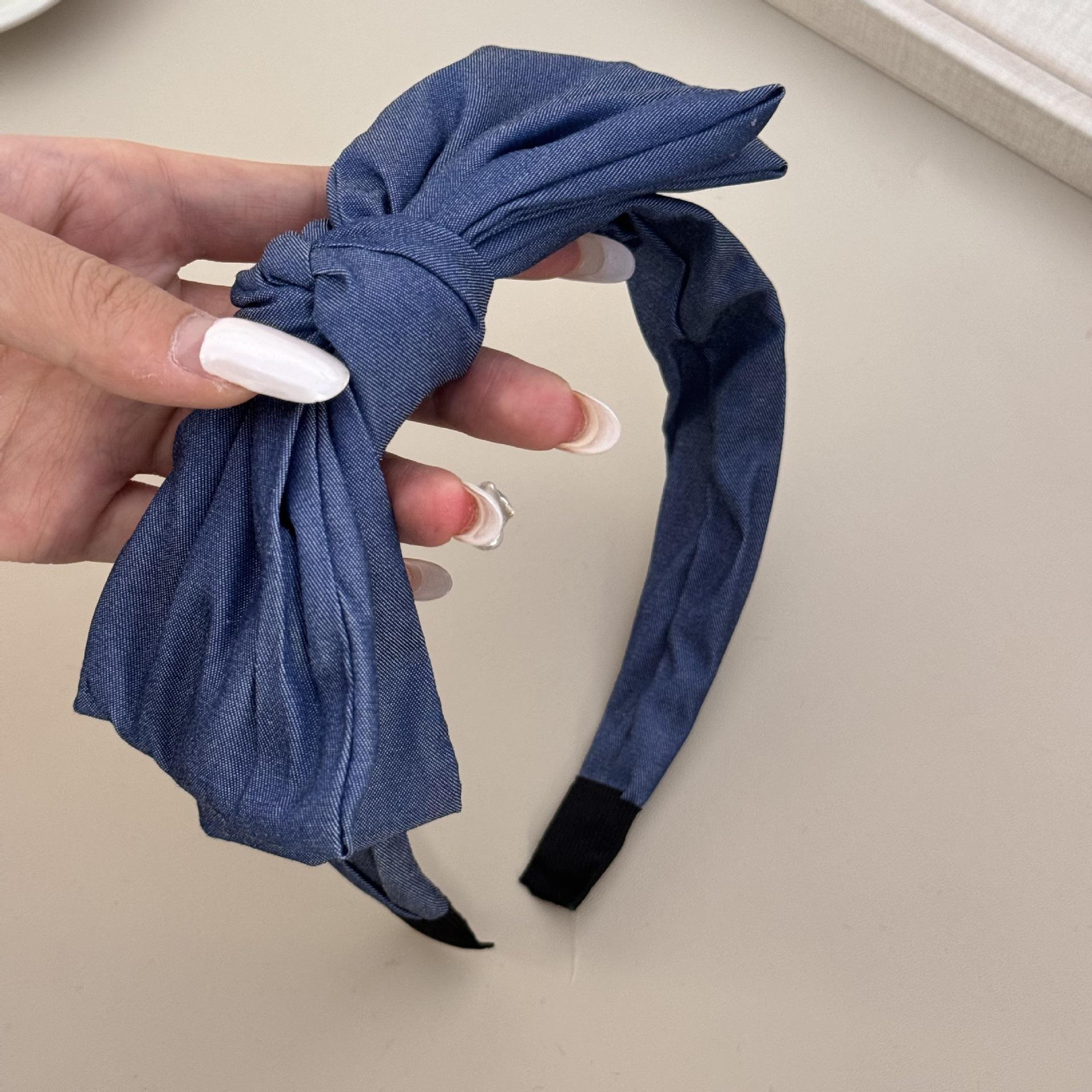Korean version of the simple cowboy double bow hair band female high skull fashionable foreign-style knot senior new accessories
Korean version of the simple cowboy double bow hair band female high skull fashionable foreign-style knot senior new accessories
