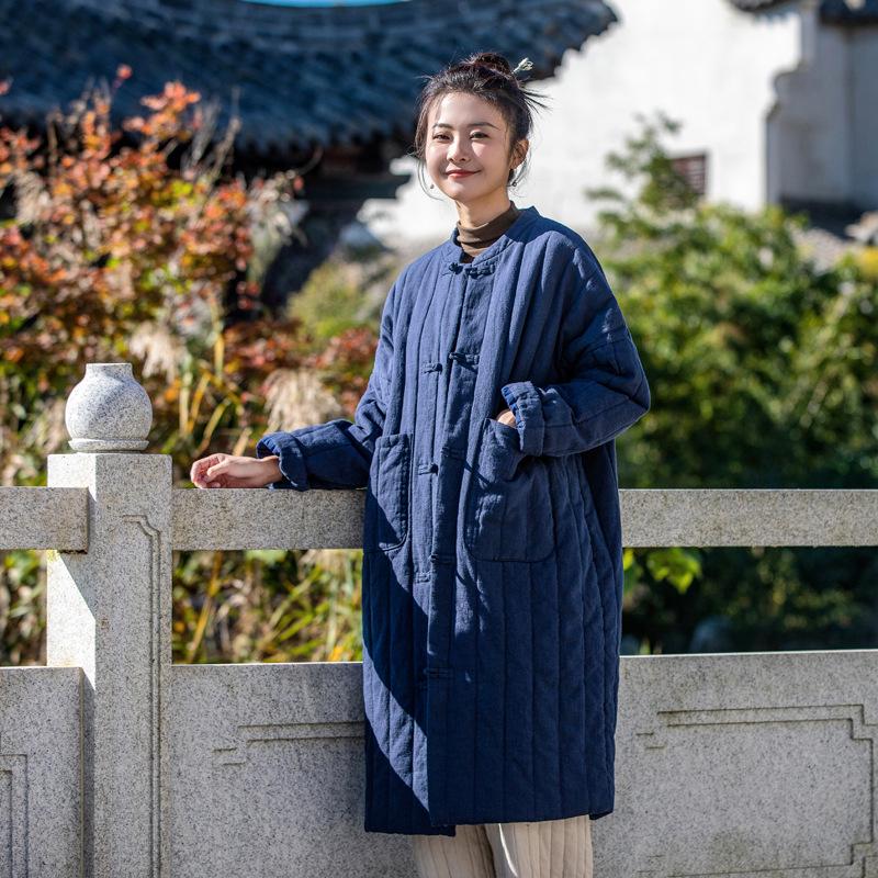 Winter New Women s Retro Ribbed Cotton Linen Coat with Chinese Frog Buttons and Stand-up Collar One Size
Winter New Women s Retro Ribbed Cotton Linen Coat with Chinese Frog Buttons and Stand-up Collar One Size