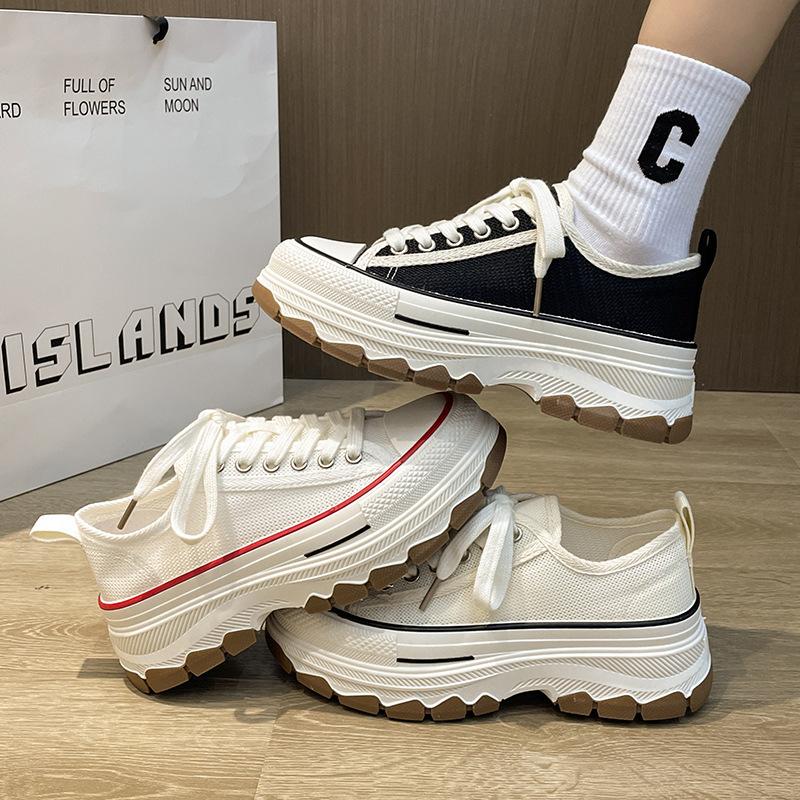 Platform white shoes women s summer versatile board shoes 2025 new mesh breathable casual sports dad shoes 35 чёрный
Platform white shoes women s summer versatile board shoes 2025 new mesh breathable casual sports dad shoes 35 чёрный