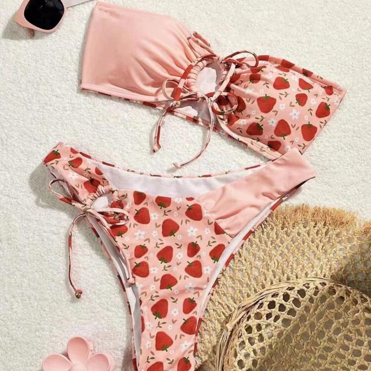 Strawberry Print Cross-Border 2024 Bikini Set - European & American Style Two-Piece Swimsuit Small
Strawberry Print Cross-Border 2024 Bikini Set - European & American Style Two-Piece Swimsuit Small