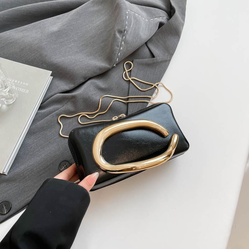 2025 autumn new bag women s bag women s shoulder bag personality simple casual fashion popular women s messenger bag чорний
2025 autumn new bag women s bag women s shoulder bag personality simple casual fashion popular women s messenger bag чорний