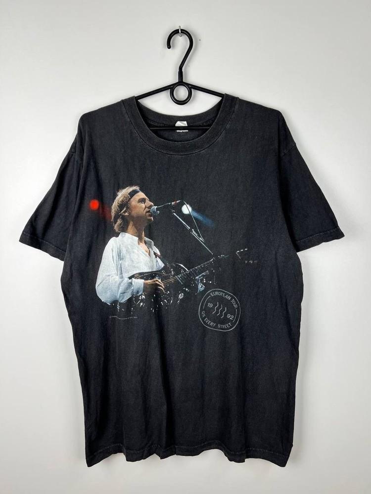 Dire Straits on Every Street 1992 Band Black Unisex Tshirt Reprint S5XL KH12647 Unisex T-Shirt XXL
Dire Straits on Every Street 1992 Band Black Unisex Tshirt Reprint S5XL KH12647 Unisex T-Shirt XXL