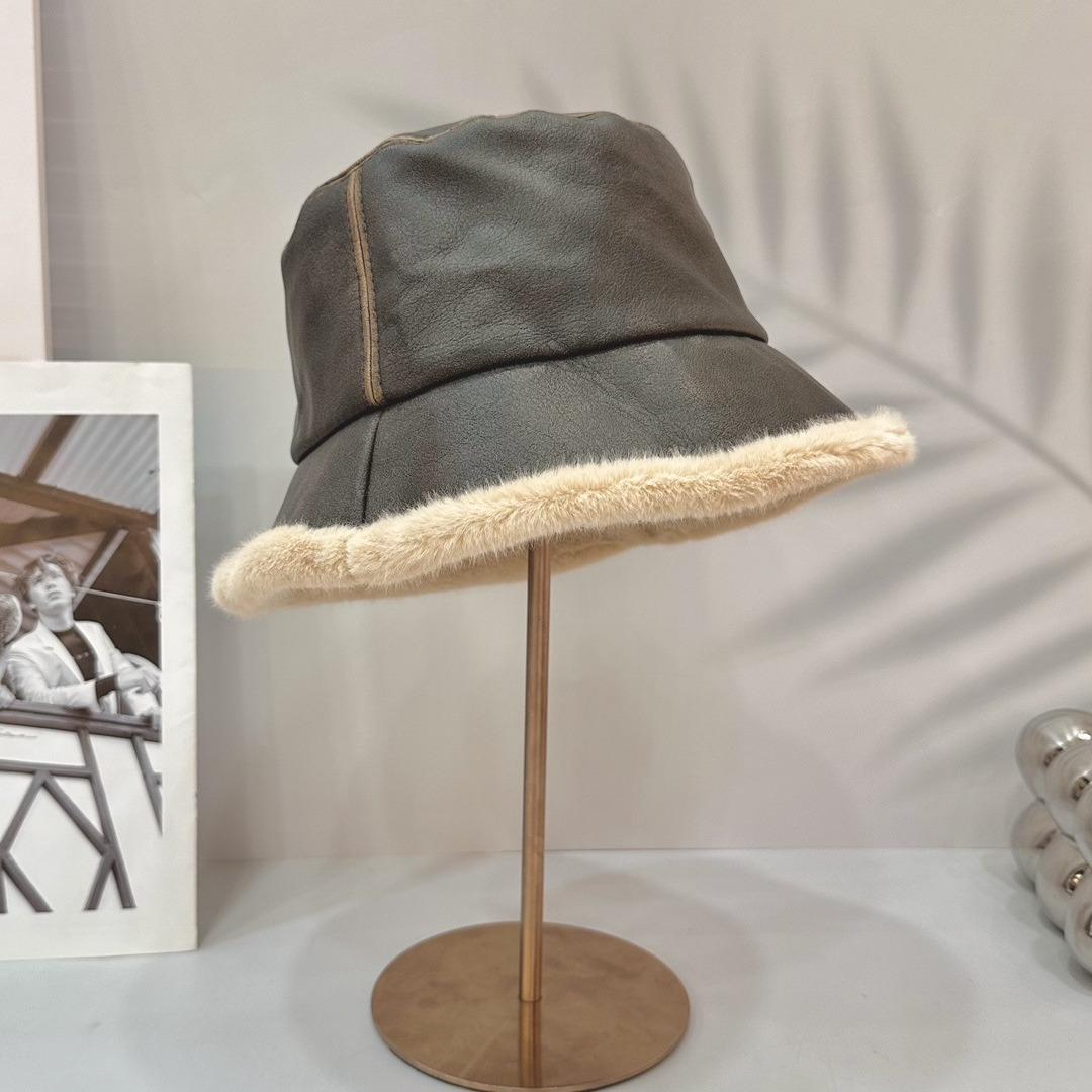 Осень и зима вымытая ПУ кожа шляпа-ведро универсальная показывающая лицо маленькая плюшевая контрастного цвета ретро ветрозащитная снежная шляпа-рыбак детская M(56-58cm)
Осень и зима вымытая ПУ кожа шляпа-ведро универсальная показывающая лицо маленькая плюшевая контрастного цвета ретро ветрозащитная снежная шляпа-рыбак детская M(56-58cm)