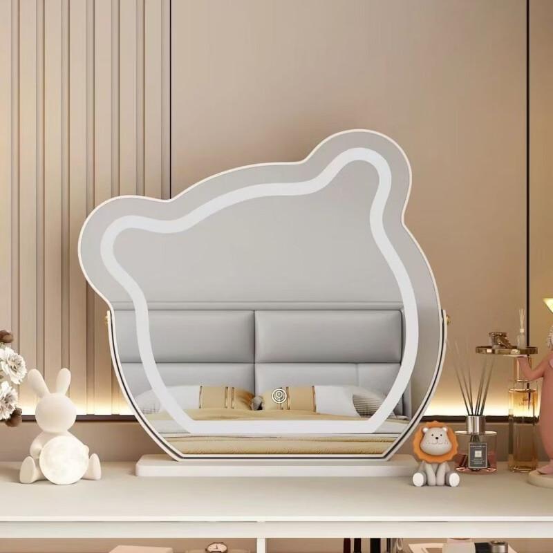 Little Bear Desktop Makeup Mirror
Little Bear Desktop Makeup Mirror