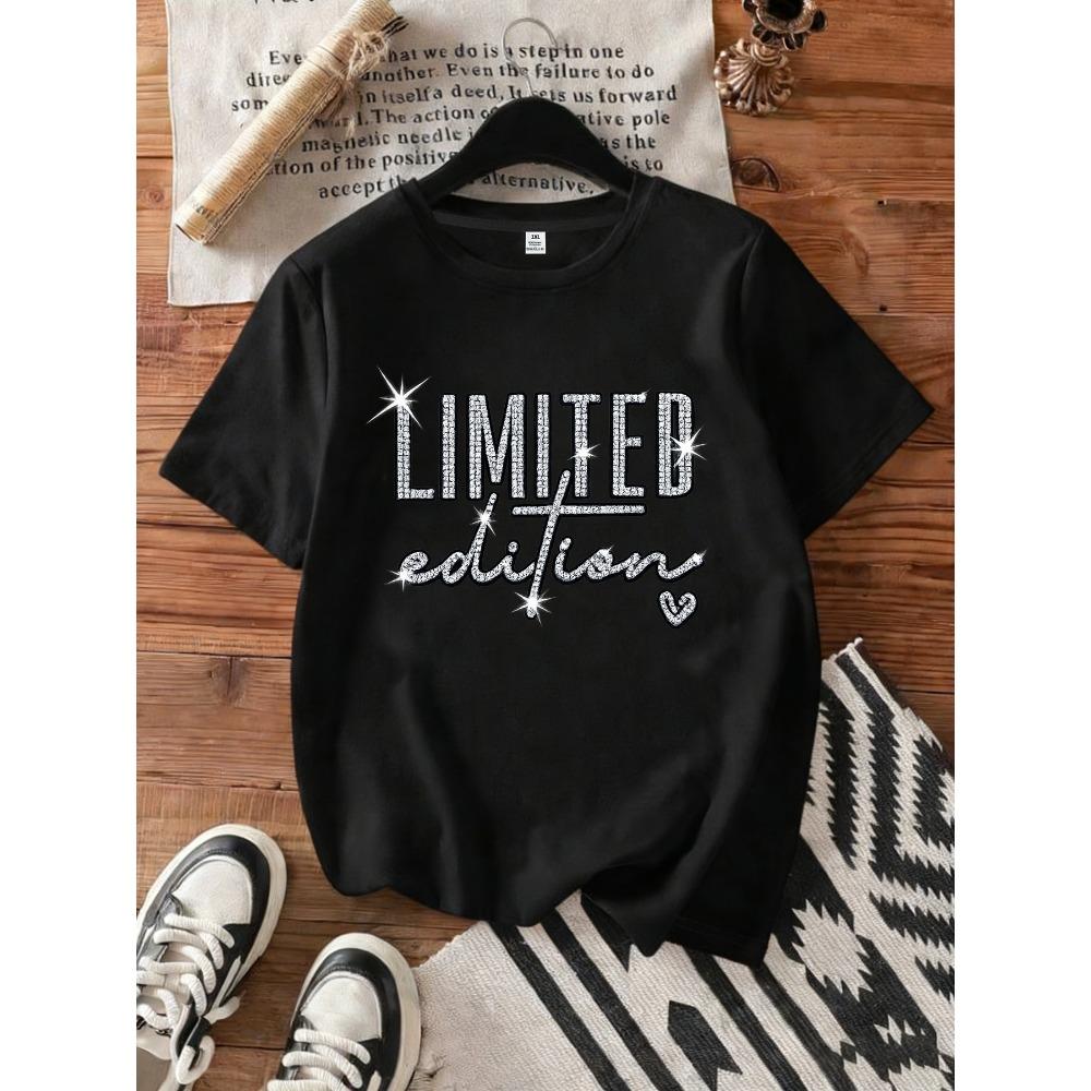 Plus size women s round neck short sleeve T-shirt with elastic half sleeves and trendy prints M
Plus size women s round neck short sleeve T-shirt with elastic half sleeves and trendy prints M