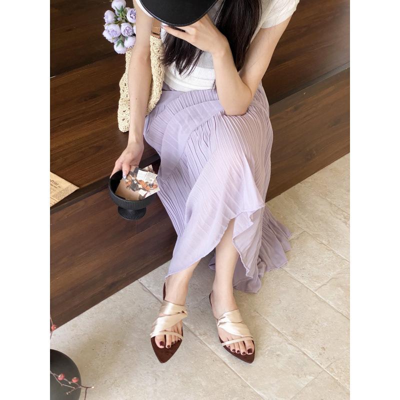 Niche high-end cool slippers fairy shoes wear new temperament pointed sandals 39 абрикосовый
Niche high-end cool slippers fairy shoes wear new temperament pointed sandals 39 абрикосовый