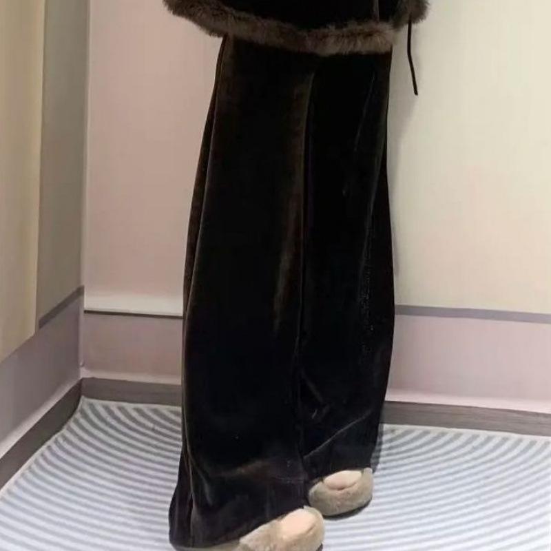Winter Chinese Style Velvet-Enhanced Jacket and Wide-Leg Long Pants Set L for 125-140 lbs
Winter Chinese Style Velvet-Enhanced Jacket and Wide-Leg Long Pants Set L for 125-140 lbs