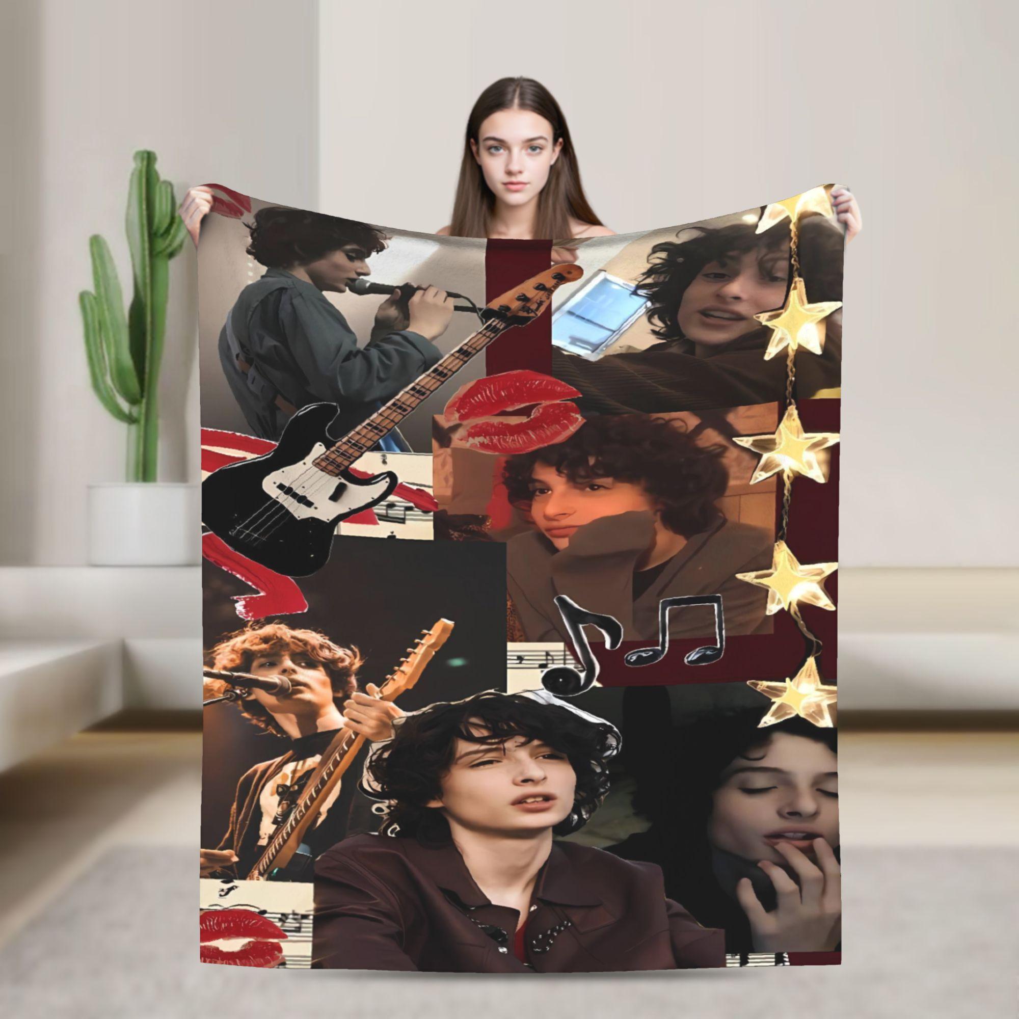 Finn Wolfhard Plush Blankets Boy Girl Flannel Throw Blanket For Couch Chair Soft Warm Design Quality Bedspread Gift Idea 76x102cm
Finn Wolfhard Plush Blankets Boy Girl Flannel Throw Blanket For Couch Chair Soft Warm Design Quality Bedspread Gift Idea 76x102cm