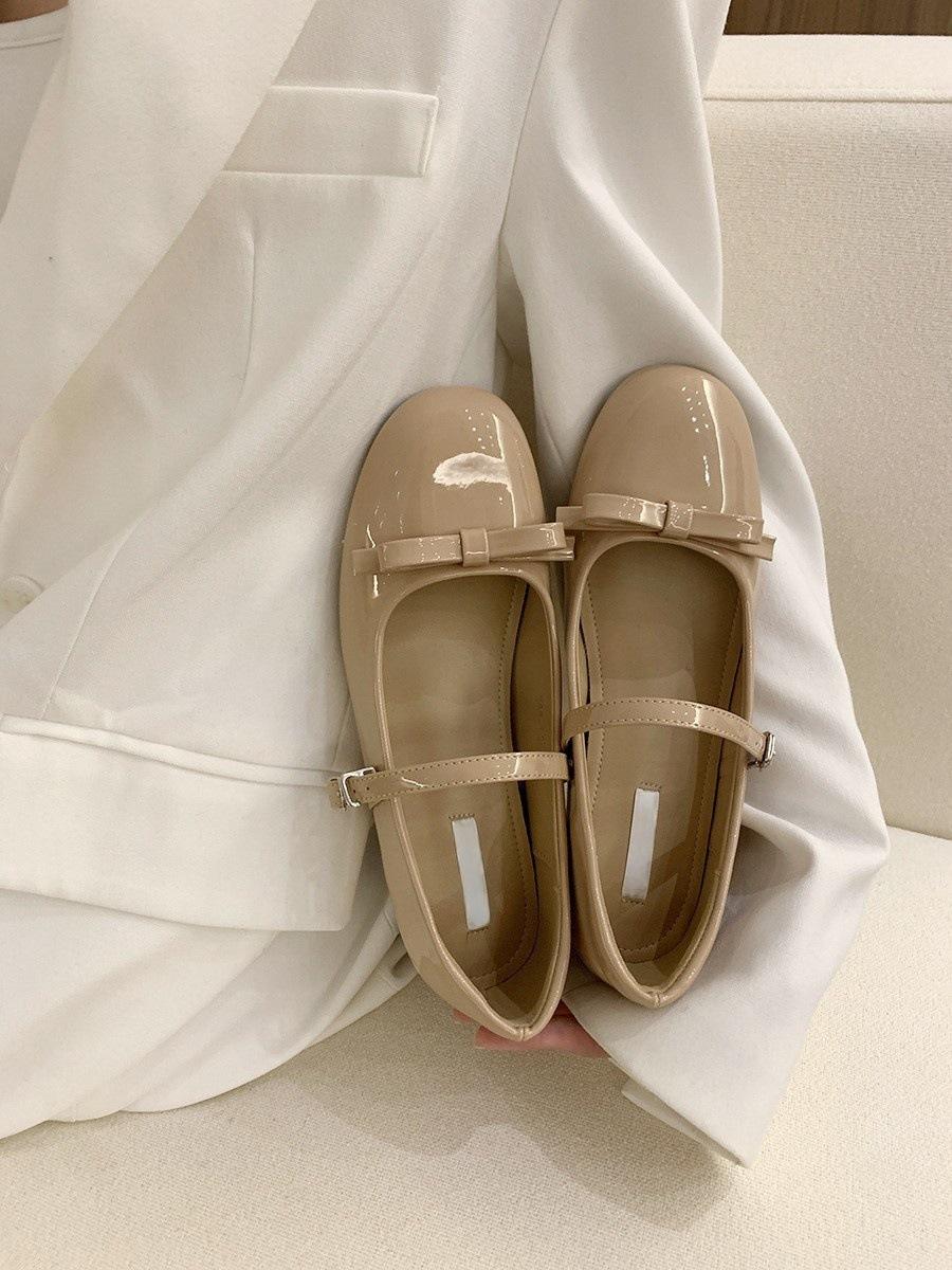 Внутренняя высота увеличивается ретро красные одинарные туфли женские туфли 2025 новая весна французские туфли Мэри Джейн черные пригородные кожаные туфли 40 телесный
Внутренняя высота увеличивается ретро красные одинарные туфли женские туфли 2025 новая весна французские туфли Мэри Джейн черные пригородные кожаные туфли 40 телесный