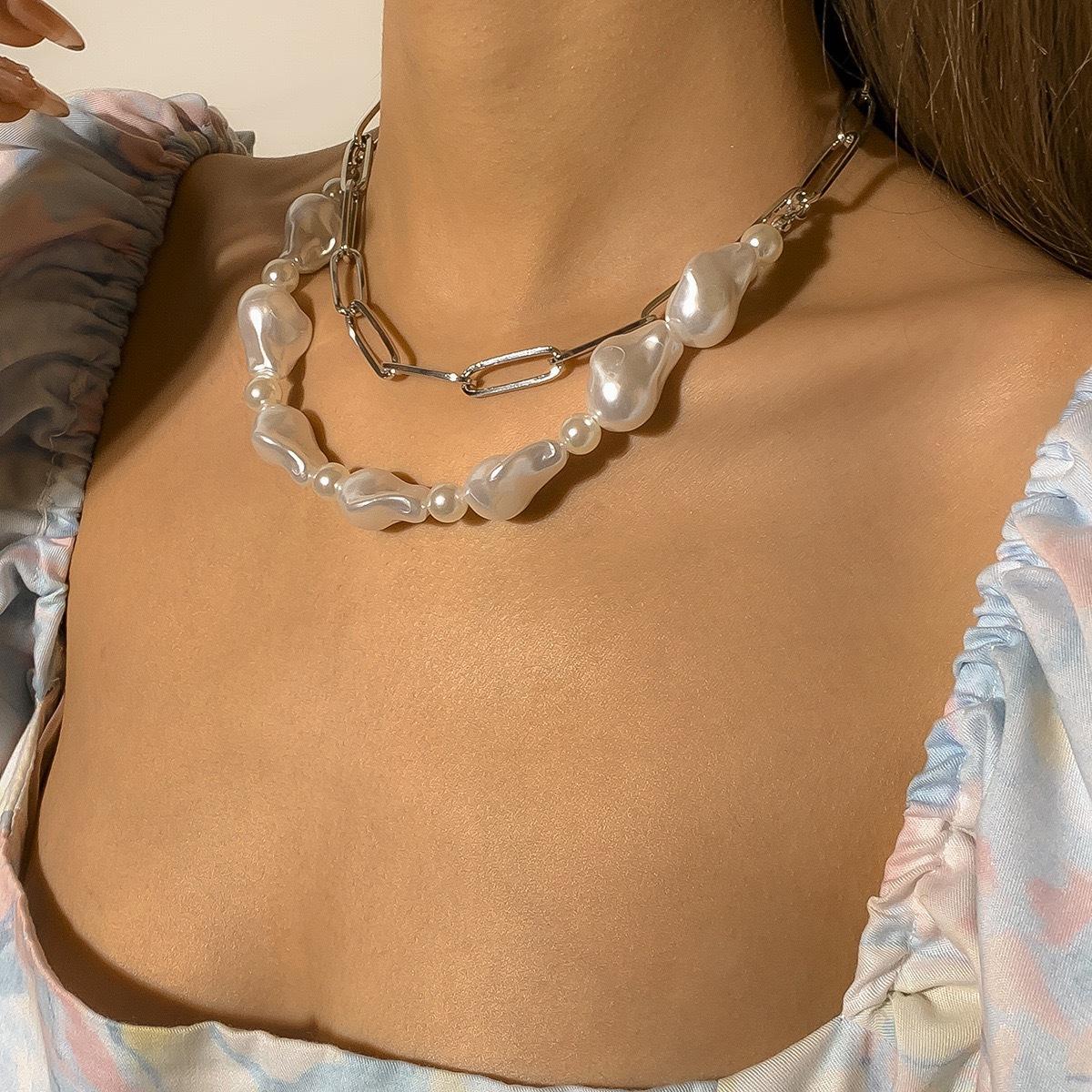 Simple temperament special-shaped imitation pearl necklace cold wind multi-layer chain necklace срібний
Simple temperament special-shaped imitation pearl necklace cold wind multi-layer chain necklace срібний