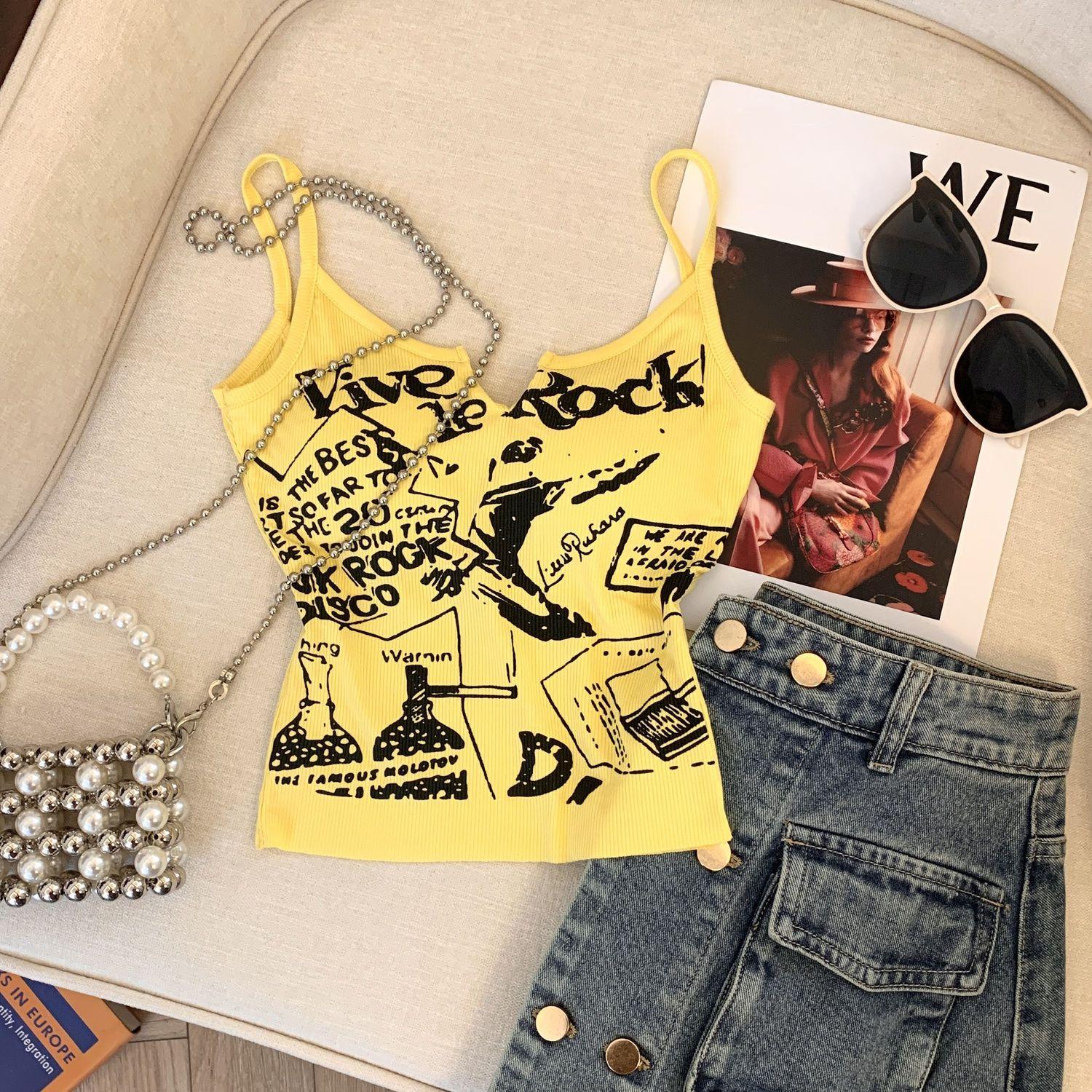 Retro Black Sling Vest For Women s T-shirts Sleeveless Sexy Girls Y2K Tops Fashion Lady Tank Tops L
Retro Black Sling Vest For Women s T-shirts Sleeveless Sexy Girls Y2K Tops Fashion Lady Tank Tops L