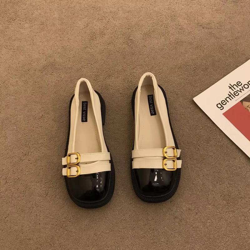 2025 new summer retro British style small leather shoes versatile one-pedal flat-soled French single shoes Mary Jane women s shoes 40
2025 new summer retro British style small leather shoes versatile one-pedal flat-soled French single shoes Mary Jane women s shoes 40