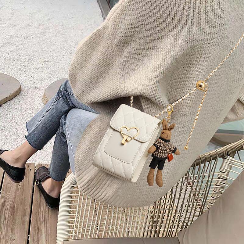Mobile phone bag women s bag new versatile bag messenger bag leather high-end mini bag chain bag
Mobile phone bag women s bag new versatile bag messenger bag leather high-end mini bag chain bag