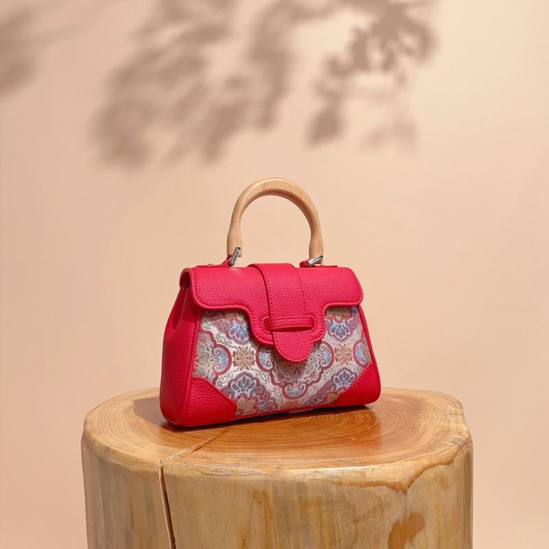 High-end Fashionable Commuting All-matching One-shoulder Cross-body Bag New Chinese National Style Embroidered Song Cotton Handbag червоний
High-end Fashionable Commuting All-matching One-shoulder Cross-body Bag New Chinese National Style Embroidered Song Cotton Handbag червоний
