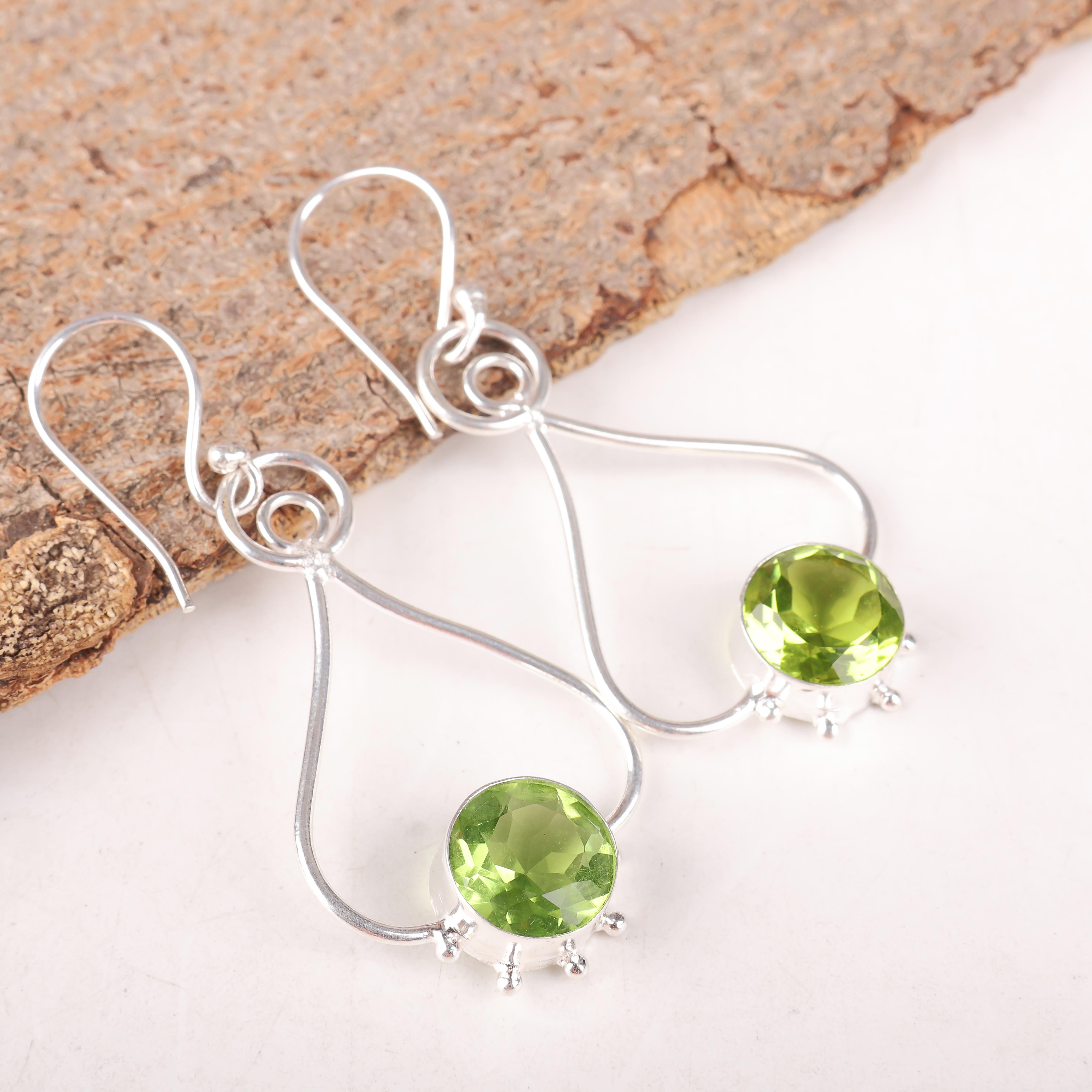 Peridot Earrings Gemstone Jewelry, 925 Solid Sterling Silver Earrings, Handmade Jewelry Birthstone Earrings, Gift For Him 2.09 Inches зелений
Peridot Earrings Gemstone Jewelry, 925 Solid Sterling Silver Earrings, Handmade Jewelry Birthstone Earrings, Gift For Him 2.09 Inches зелений