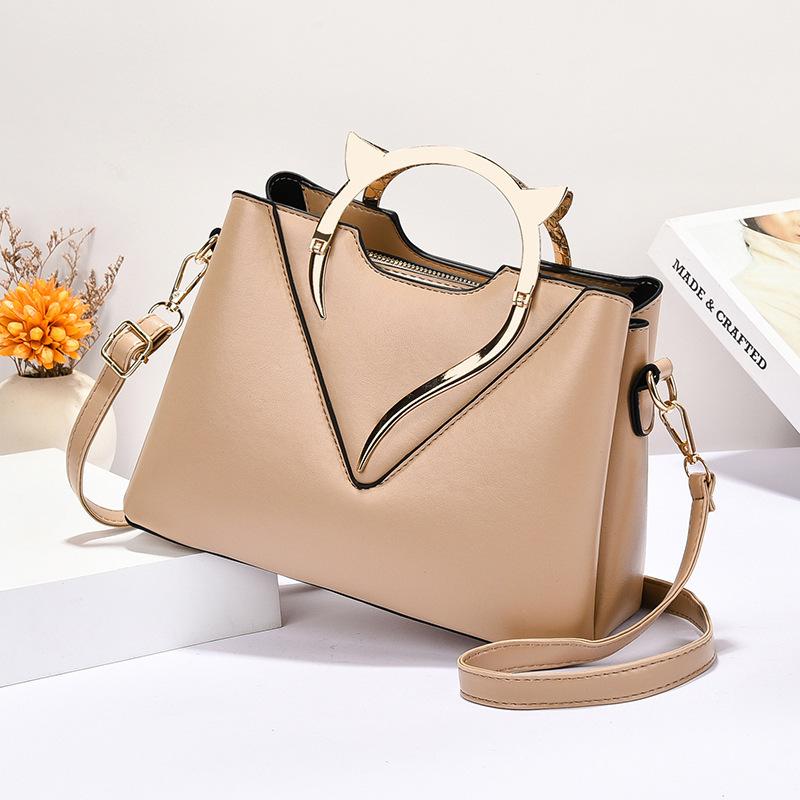 Handbag Women s New Fashionable Women s Bag, Simple Casual Shell Bag, Large Capacity Single Shoulder Crossbody Bag
Handbag Women s New Fashionable Women s Bag, Simple Casual Shell Bag, Large Capacity Single Shoulder Crossbody Bag