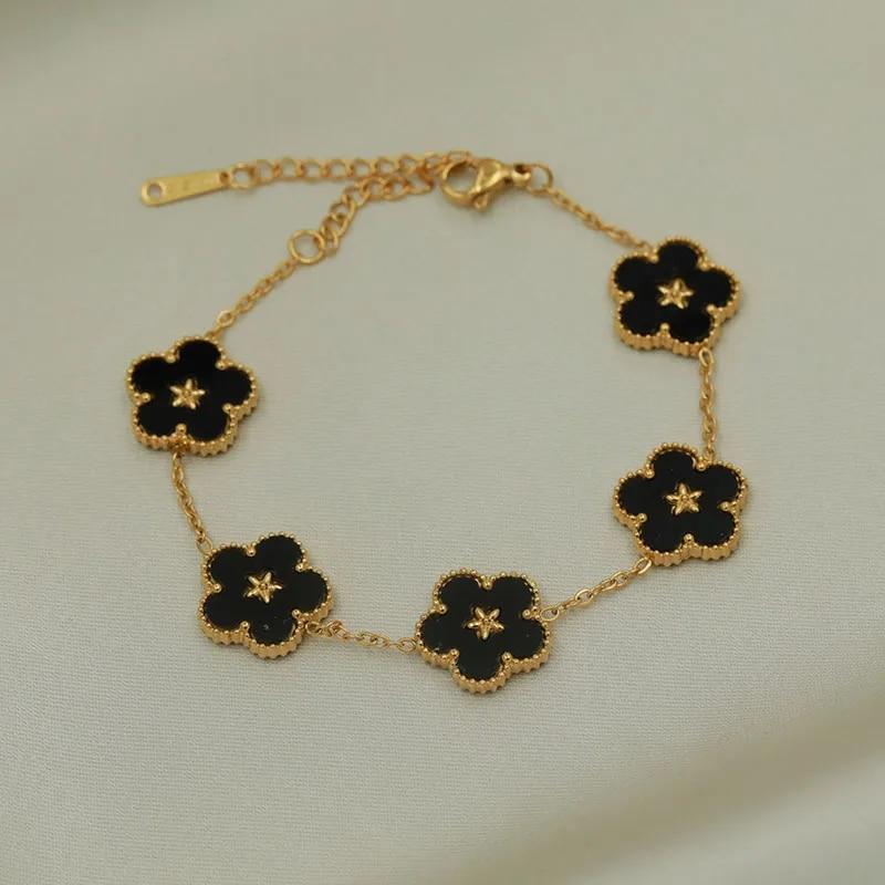 Классические браслеты с разноцветными цветами из нержавеющей стали для женщин, модные брендовые ювелирные изделия, металлические браслеты H0404-black
Классические браслеты с разноцветными цветами из нержавеющей стали для женщин, модные брендовые ювелирные изделия, металлические браслеты H0404-black