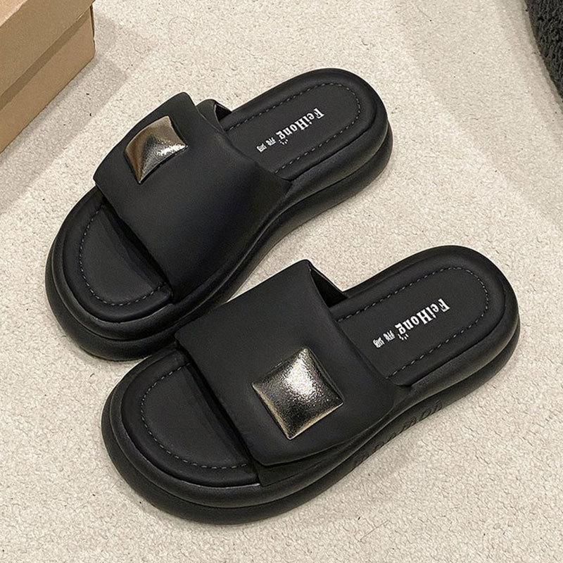 Slippers women wear in summer 2025 new fashionable small thick bottom to increase the sense of high-end cool slippers women 35
Slippers women wear in summer 2025 new fashionable small thick bottom to increase the sense of high-end cool slippers women 35