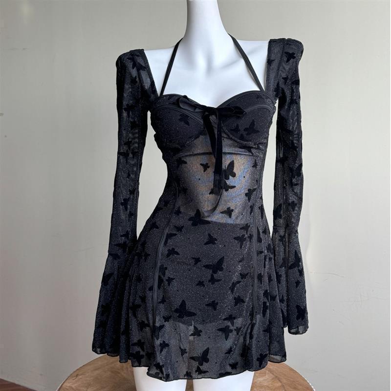 Black butterfly fine flash dress swimsuit women s long-sleeved meat covering and thin perspective sexy small breasts gather hot spring M чёрный
Black butterfly fine flash dress swimsuit women s long-sleeved meat covering and thin perspective sexy small breasts gather hot spring M чёрный
