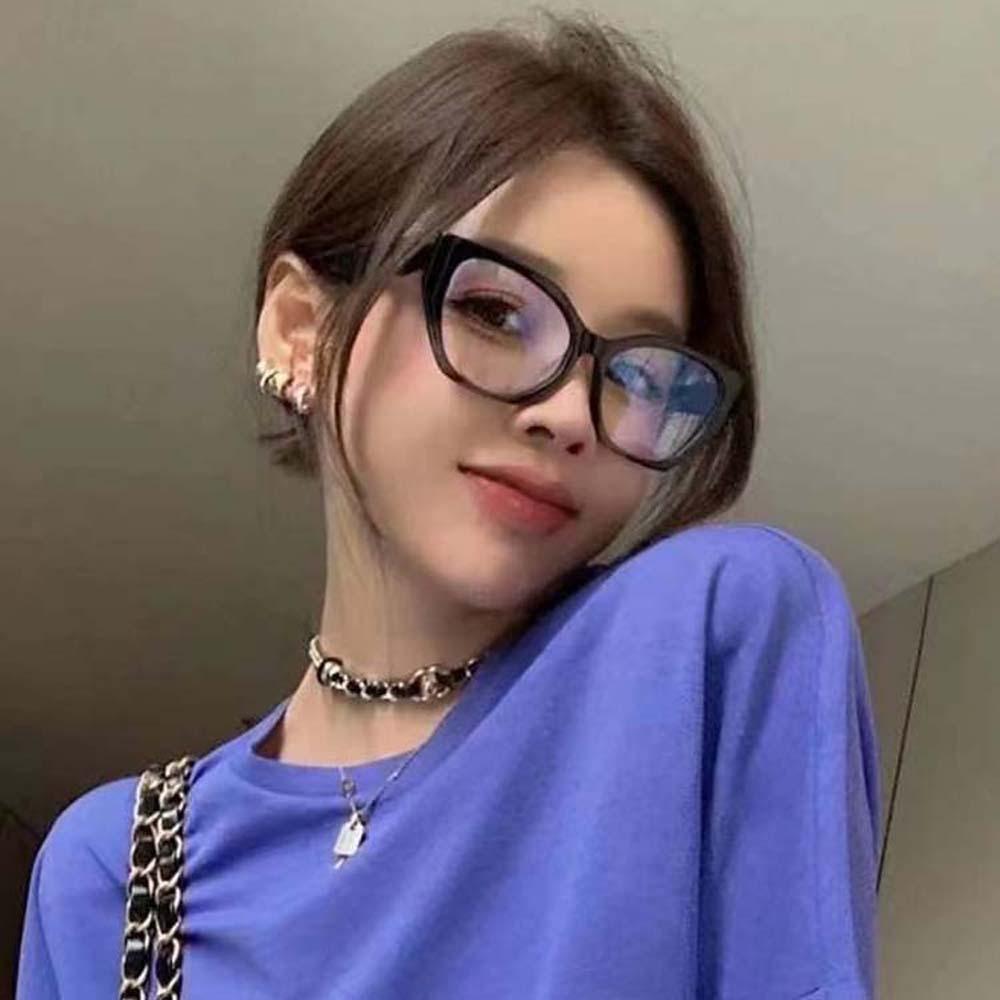 Exaggerated Butterfly Shaped Eyewear Elastic Unisex Presbyopic Glasses Gift Presbyopic 250 чёрный
Exaggerated Butterfly Shaped Eyewear Elastic Unisex Presbyopic Glasses Gift Presbyopic 250 чёрный