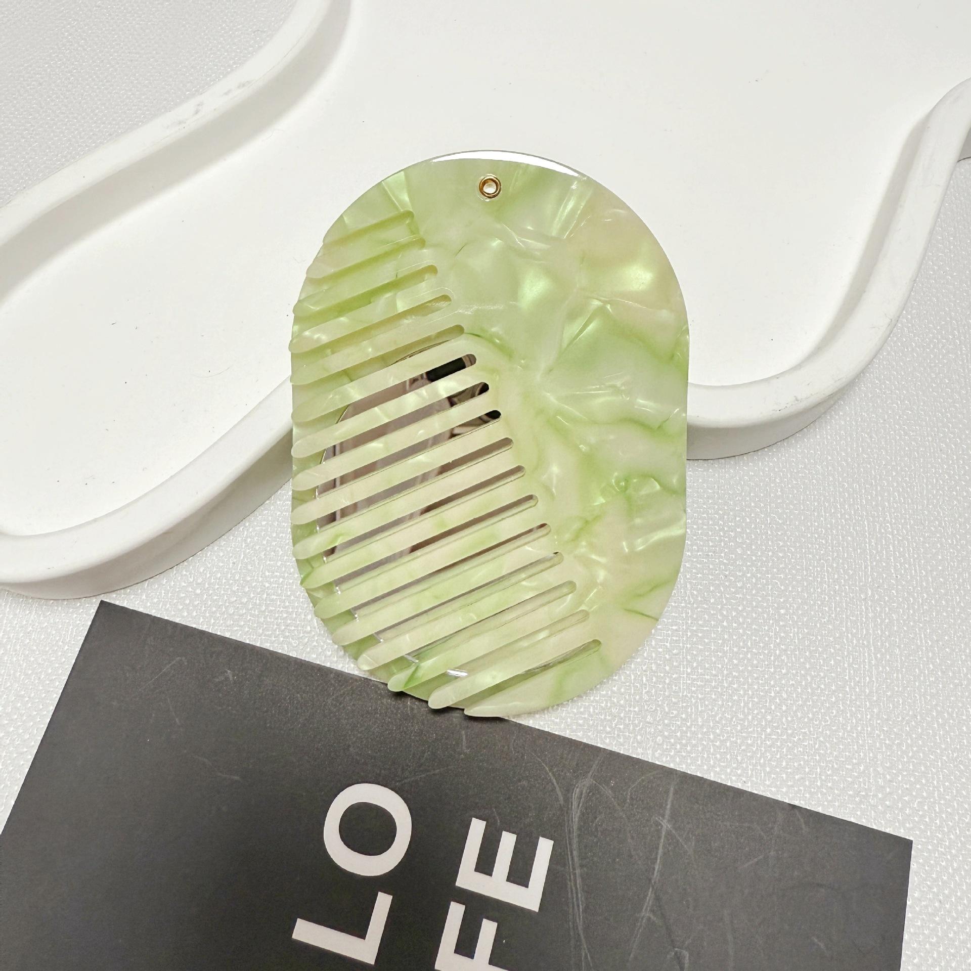 Zhendong Versatile Korean Edition Leopard Pattern Mirror Comb Multi Functional Anti Static Foreign Trade Cross Border Star Hotel
Zhendong Versatile Korean Edition Leopard Pattern Mirror Comb Multi Functional Anti Static Foreign Trade Cross Border Star Hotel