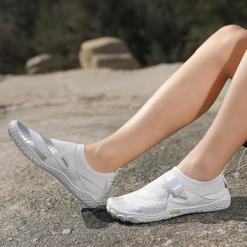 Five-finger hiking wading outdoor non-slip creek shoes couple beach diving snorkeling swimming shoes 36
Five-finger hiking wading outdoor non-slip creek shoes couple beach diving snorkeling swimming shoes 36