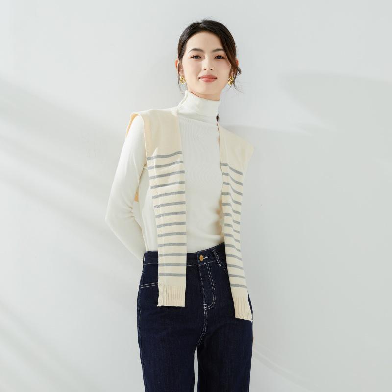 Spring & Summer Knitted Shawl for Women - Solid Color Collar, Striped Shoulder Wrap, Versatile for Spring & Autumn Outerwear. 100-110CM хаки
Spring & Summer Knitted Shawl for Women - Solid Color Collar, Striped Shoulder Wrap, Versatile for Spring & Autumn Outerwear. 100-110CM хаки
