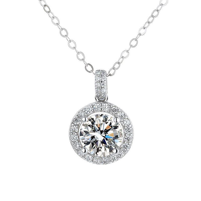 6.5mm Round Cut Halo Moissanite Pendant Necklace S925 Sterling Silver With Paved Bail For Women 6.5mm белый
6.5mm Round Cut Halo Moissanite Pendant Necklace S925 Sterling Silver With Paved Bail For Women 6.5mm белый