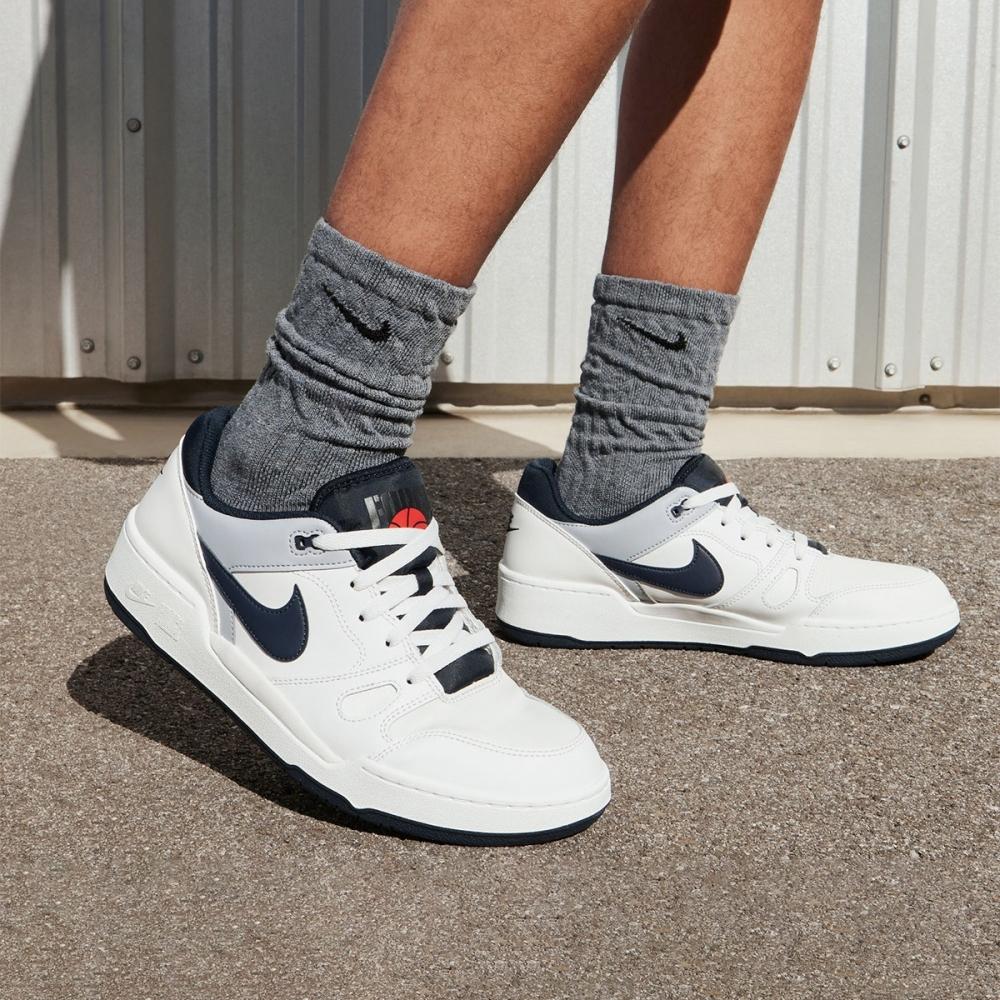 Nike FULL FORCE LOW FB1362 002 255 
Nike FULL FORCE LOW FB1362 002 255