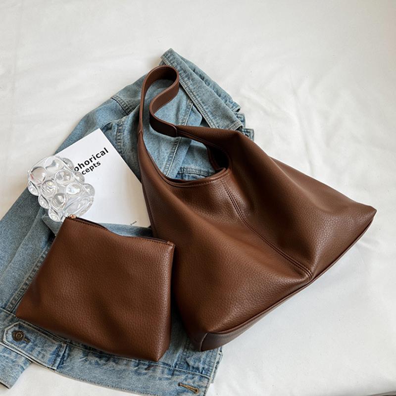 Brand Large Capacity handbag For Women Fashion Shoulder Bag PU Leather Mother And Child Bucket Bag Commuting Casual Tote Bag 35cmX24cmX11cm
Brand Large Capacity handbag For Women Fashion Shoulder Bag PU Leather Mother And Child Bucket Bag Commuting Casual Tote Bag 35cmX24cmX11cm